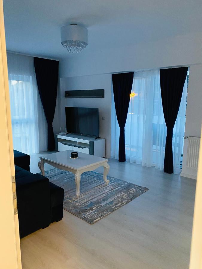 Luxury King Appartement Câmpulung Moldovenesc Buitenkant foto